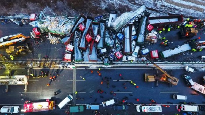 China 56-car pile-up on icy motorway kills 17